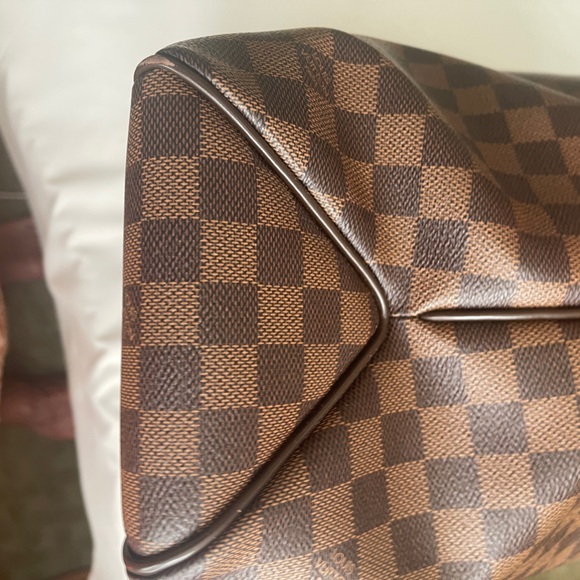Authentic LV Delightful - Picture 2 of 16
